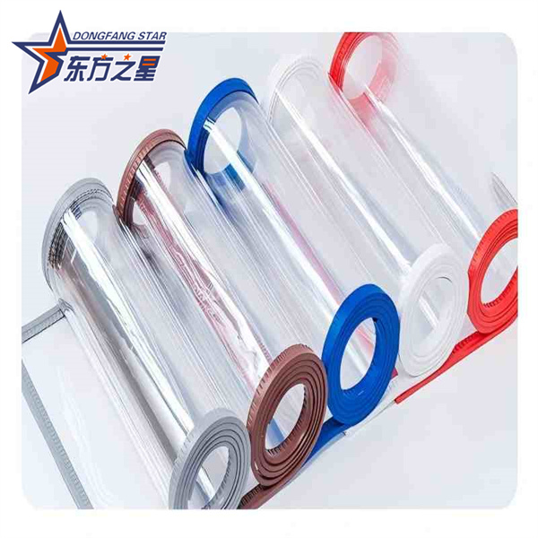 कोल्ड स्टोरेज के लिए 200 मिमी चौड़ाई पूरी तरह से स्वचालित पीवीसी स्ट्रिप एक्सट्रूडर