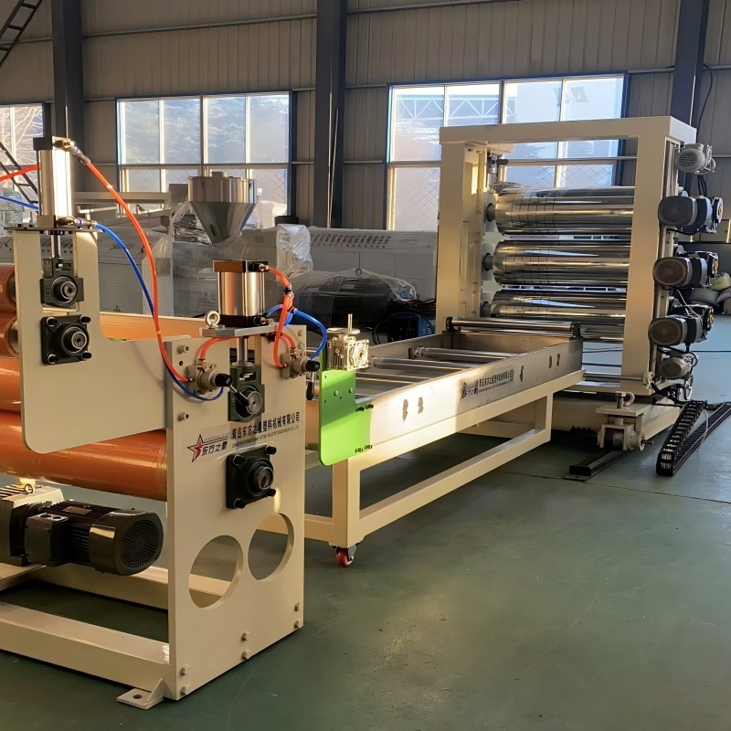 पीवीसी नरम दरवाज़े के पर्दों के क्या उपयोग हैं?