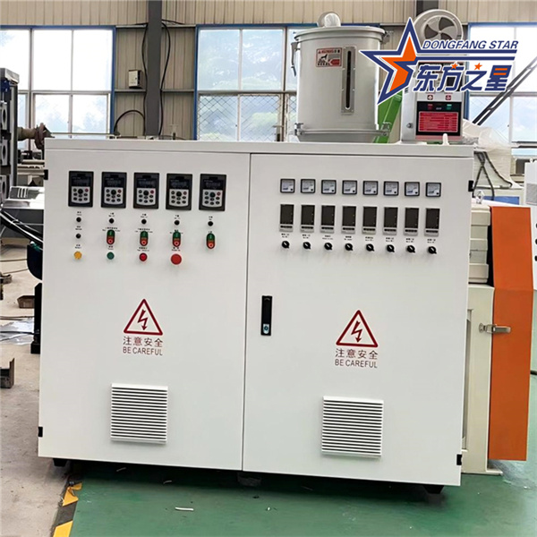 टीपीई वॉटरप्रूफ फैब्रिक मशीन निर्माता